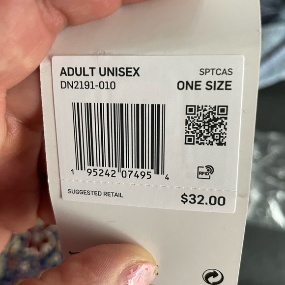 NWT  Nike X Stüssy beanie from the latest drop - Picture 5 of 5